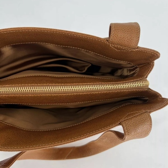 Vintage 90’s Chanel Caviar Leather Pebbled Logo Embossed Stitch Shoulder Bag Y2K - Picture 10 of 16